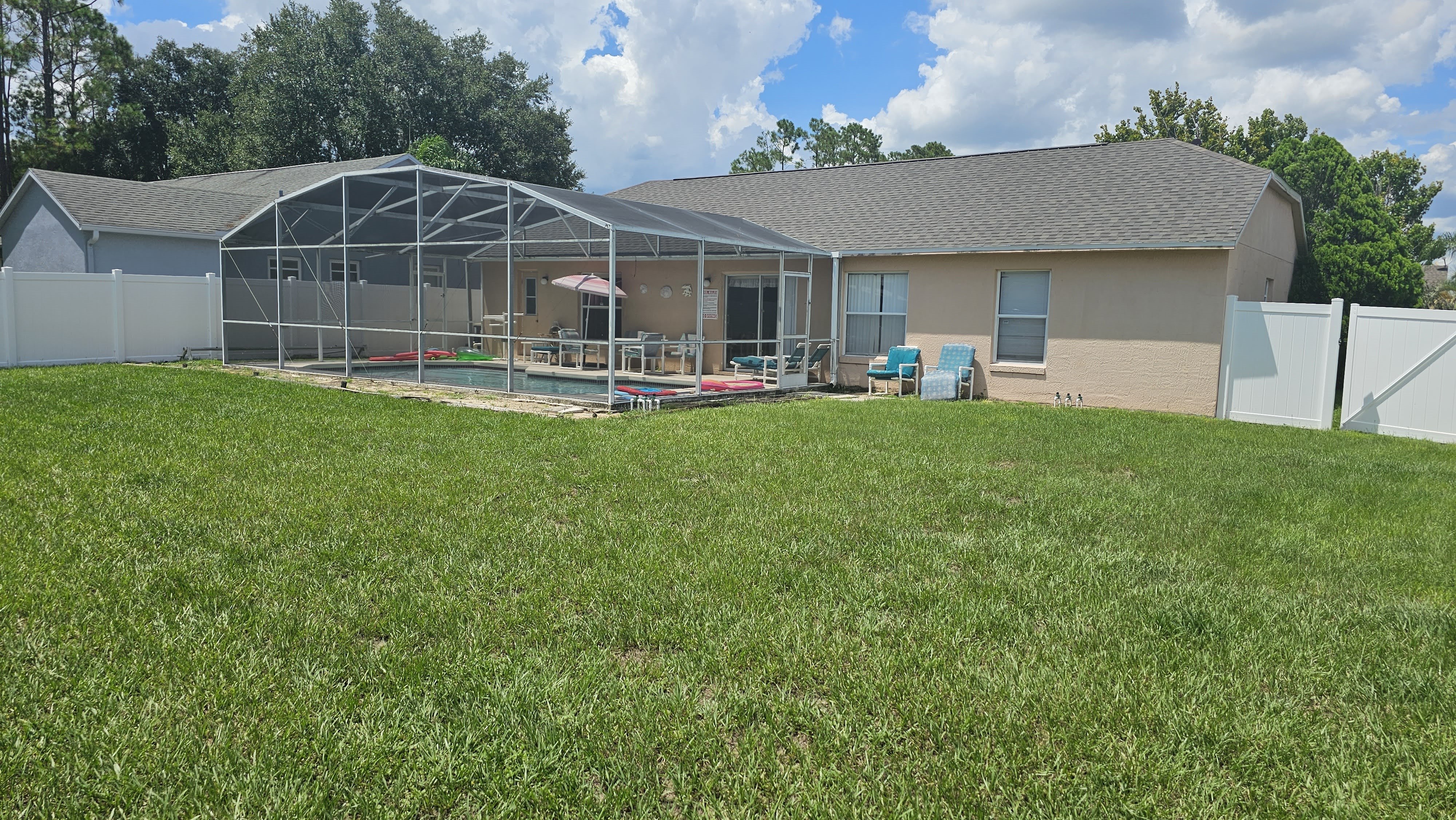 3 Bedroom Pool Home in Briargrove photo 6