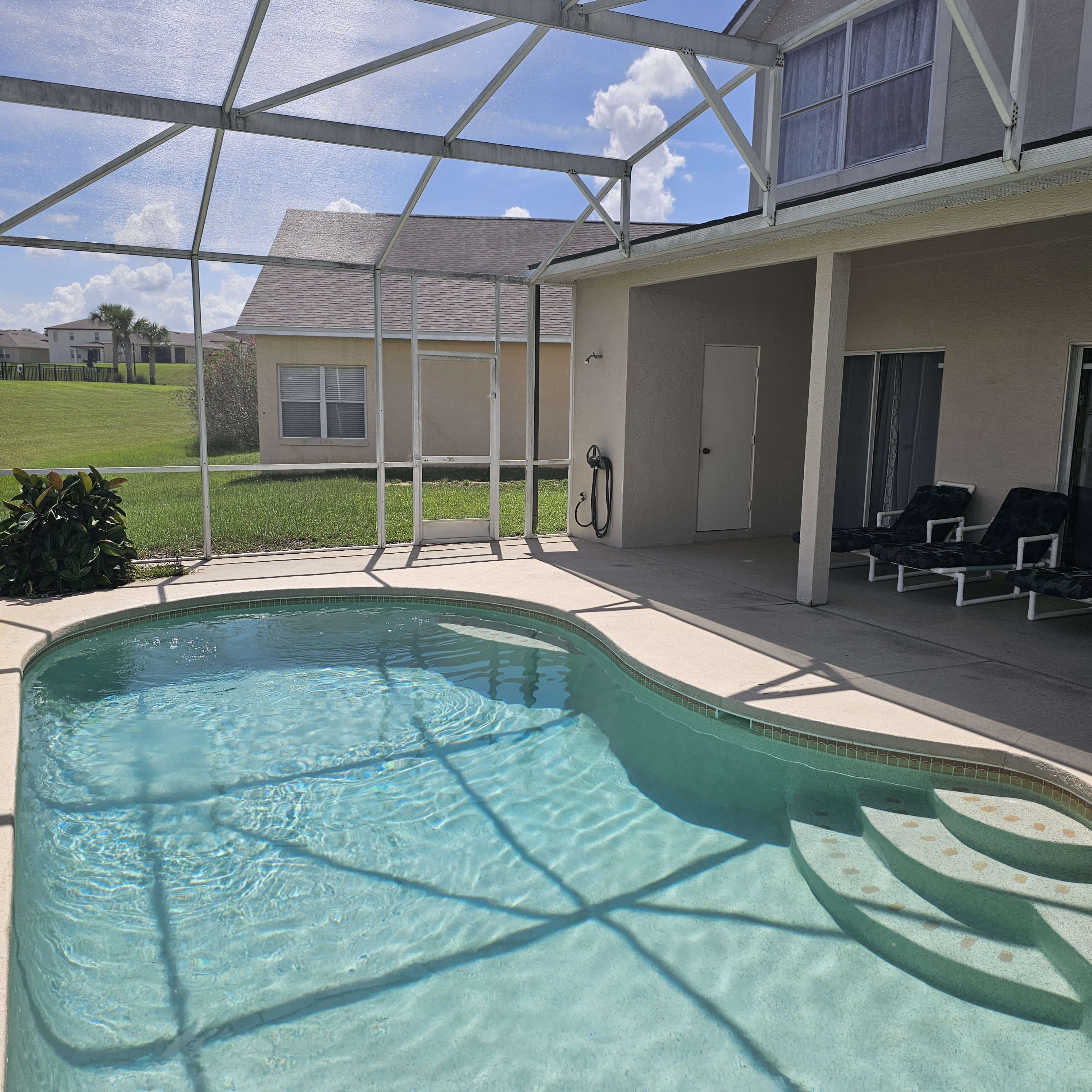 5 Bedroom Pool Home with Game Room photo 2