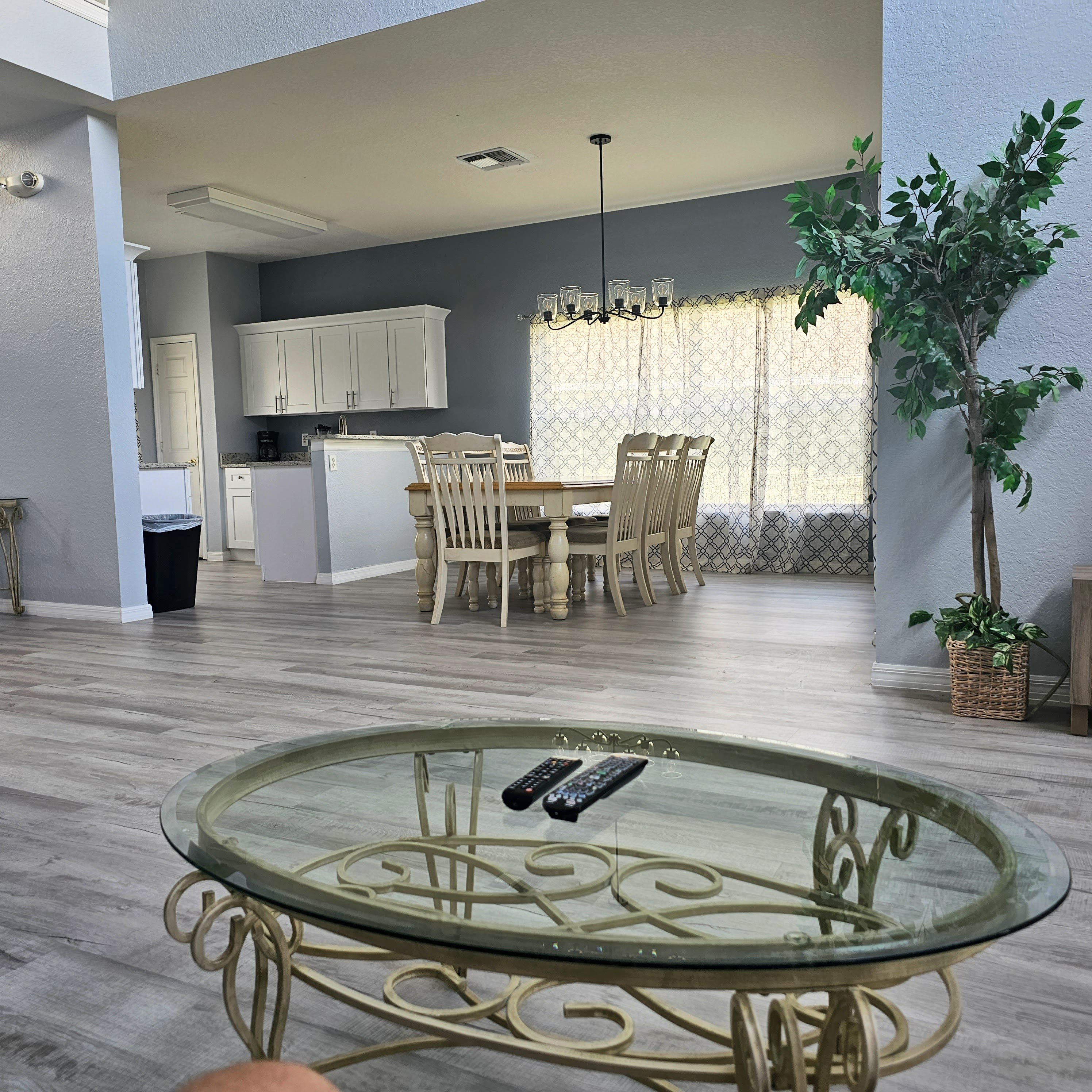 5 Bedroom Pool Home with Game Room photo 14