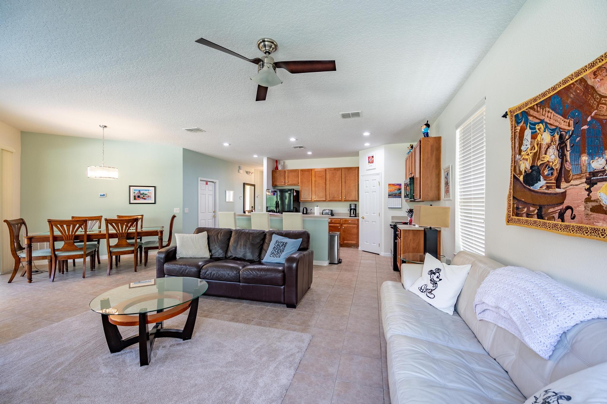 First Class 4 Bedroom En-Suite Pool Home photo 11